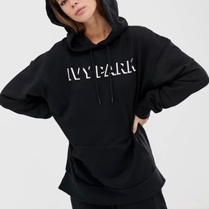 Oversized Ivy Park Black Hoodie
